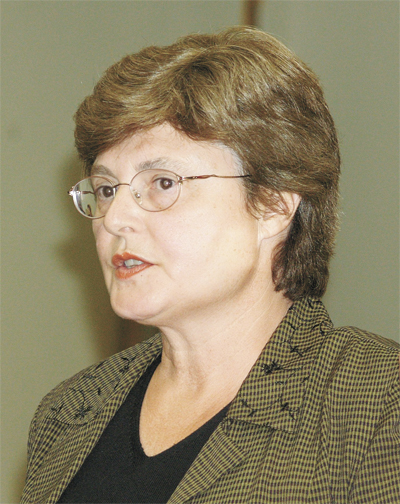 Carol lyn de szendefy